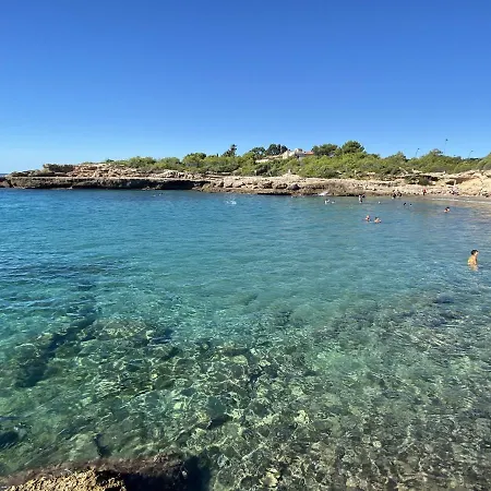Villa Jasmina Well Equipped With Air Conditioning & Private Swimming Pool Ideal For Families *